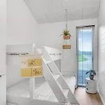 Semesterbostad Amazing In With Sauna Sjolund