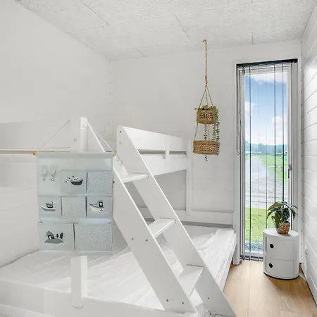 Ferienhaus Tolles Haus In Mit Sauna Sjolund