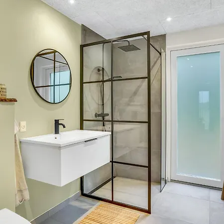 Amazing In With Sauna