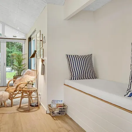 Casa vacanze Amazing In With Sauna