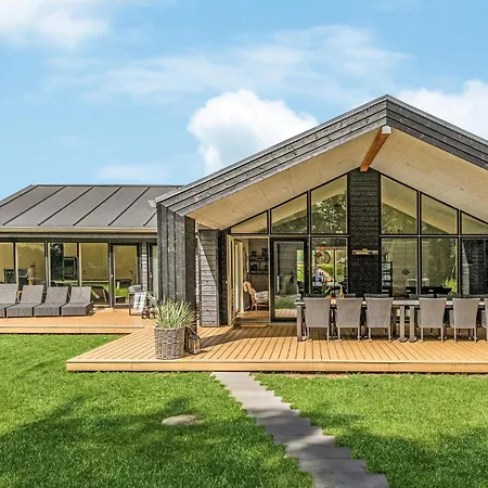 Amazing In With Sauna