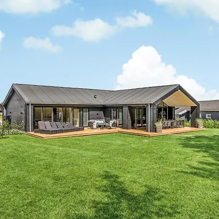 Amazing In With Sauna Casa vacanze Sjolund