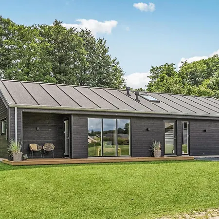 Ferienhaus Tolles Haus In Mit Sauna Sjolund